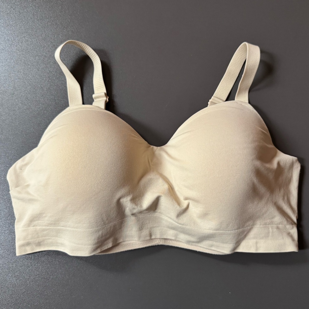 Seamless Cream Bra